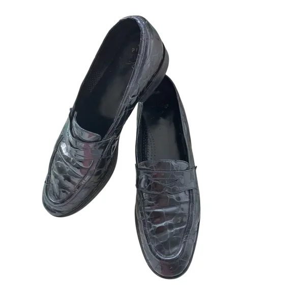 Amalfi Italy Women's Pillow Black Crocodile Pattern Loafers Size 7.5 US - Picture 1 of 14